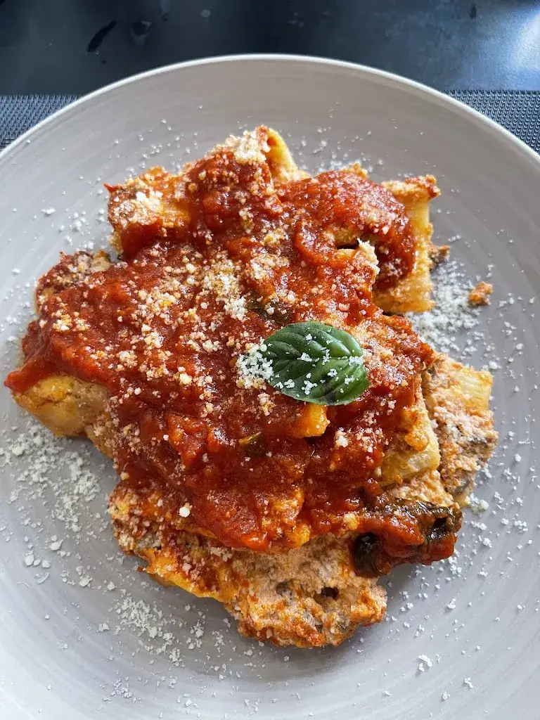 Evgenii_VIRTUS FoodShop_Italy_review