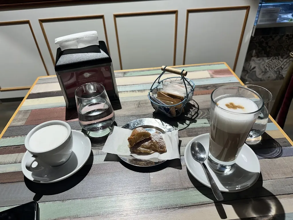 Monica Prins_Varnelli Pizzeria Bistrot Ristorante_Italy_review