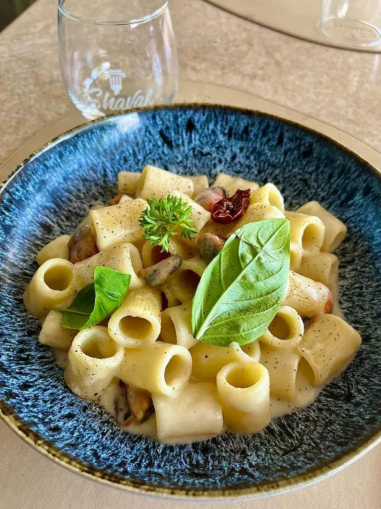 Shaval_Italy_slider_image_3