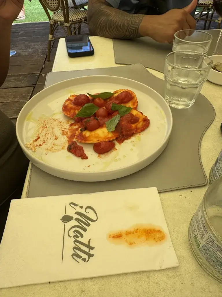 Natalie Tarazona_Ristorante Pizzeria IMatti_Italy_review