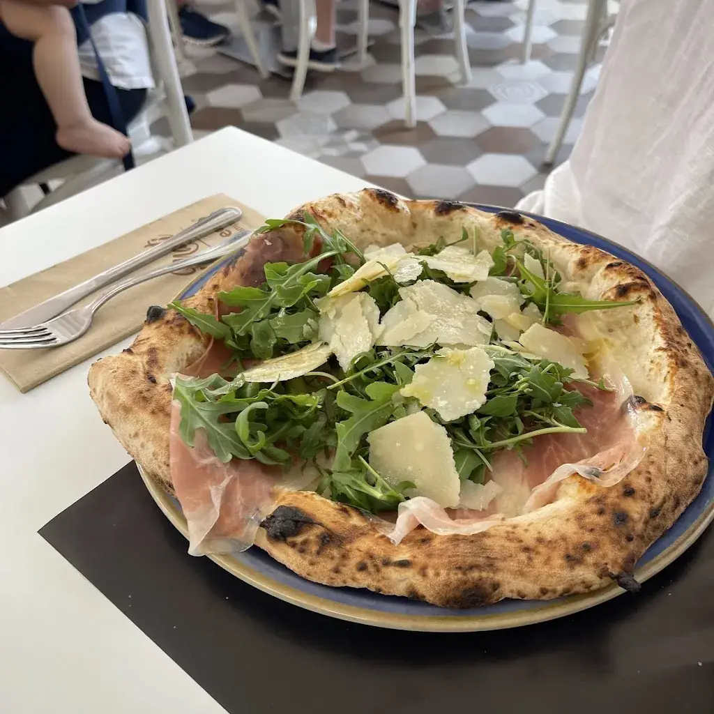 Donte Barber_Ristorante Pizzeria IMatti_Italy_review