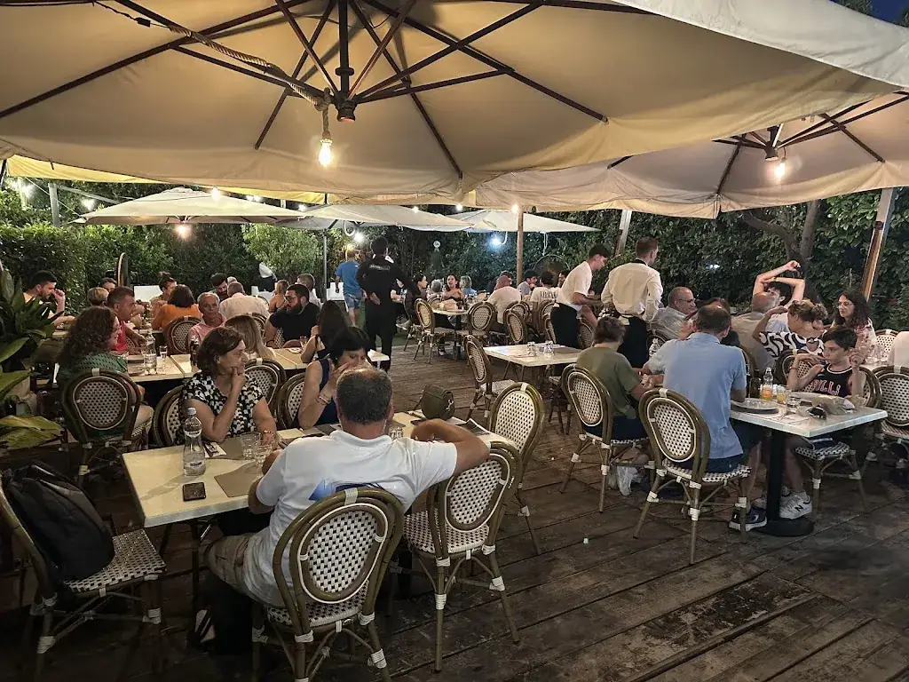 Ristorante Pizzeria IMatti Restaurant in Italy