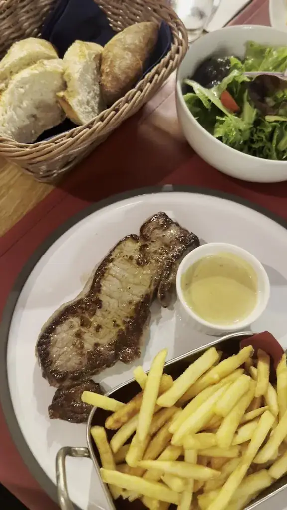 BISTROT MODERNE_Riquewihr_slider_image_2