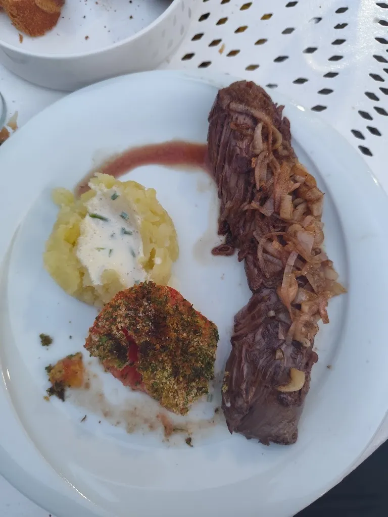 BUZZGANG_L'Auberge du Rhône_Chavanoz_review