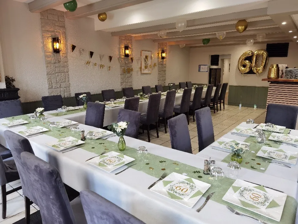 Elo Ver_A TABLE_Richemont_review