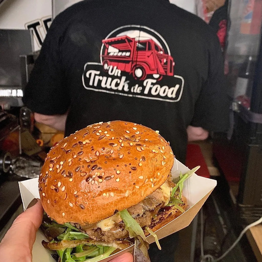 Valérie DUPUIS_Un Truck De Food_Rethel_review