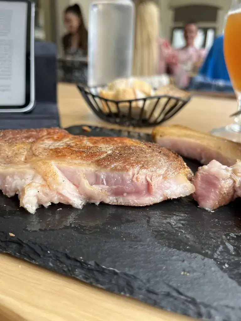 Sasha Sirotkin_La passerelle - Bar Restaurant_Cluses_review