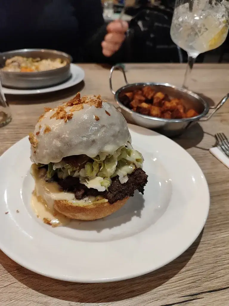 Timo Bächle_Le Square_Saint-Dié-des-Vosges_review