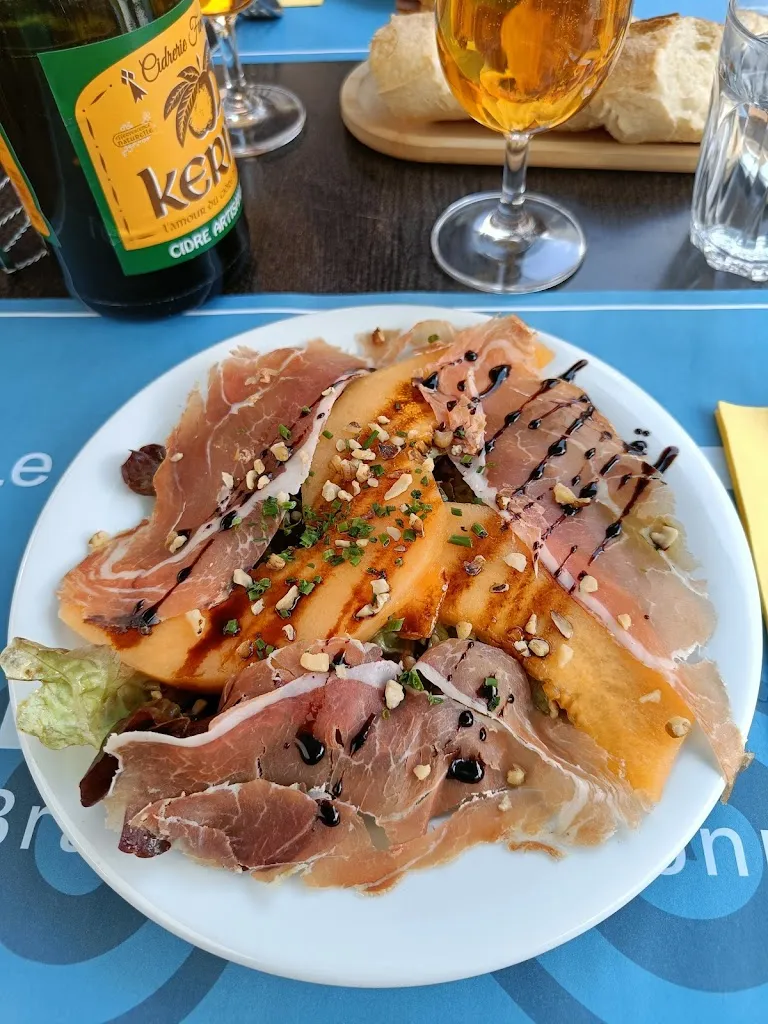 Alistair THOMSON_LE ZEF_Saint-Brice-Courcelles_review