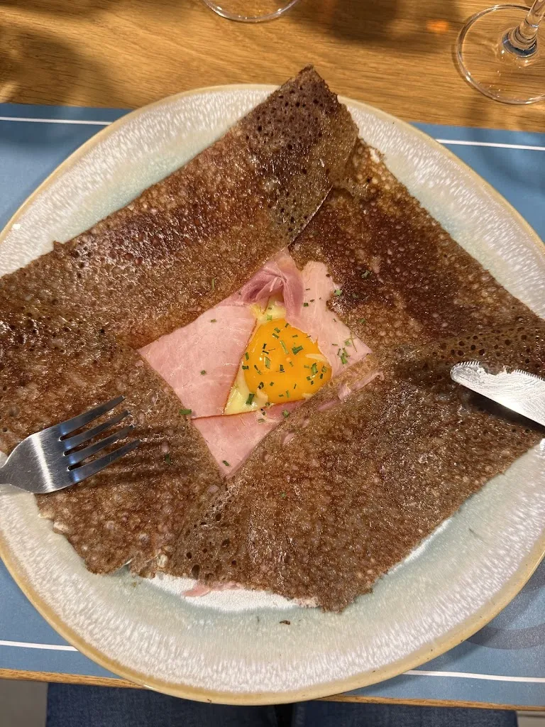 Mama Du_LE ZEF_Saint-Brice-Courcelles_review