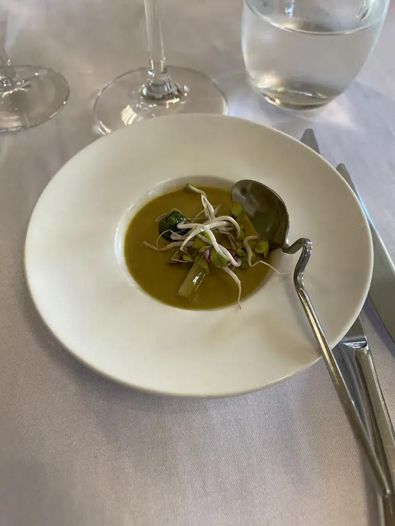 Gérard Claudel_La Gentilhommière_Saint-André-les-Vergers_review