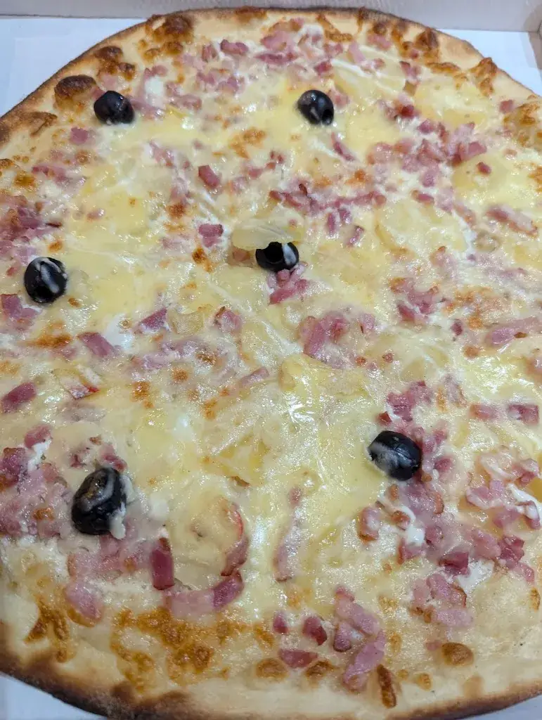 Le Kiosque à pizzas Troyes / Saint André les Vergers_Saint-André-les-Vergers_slider_image_3