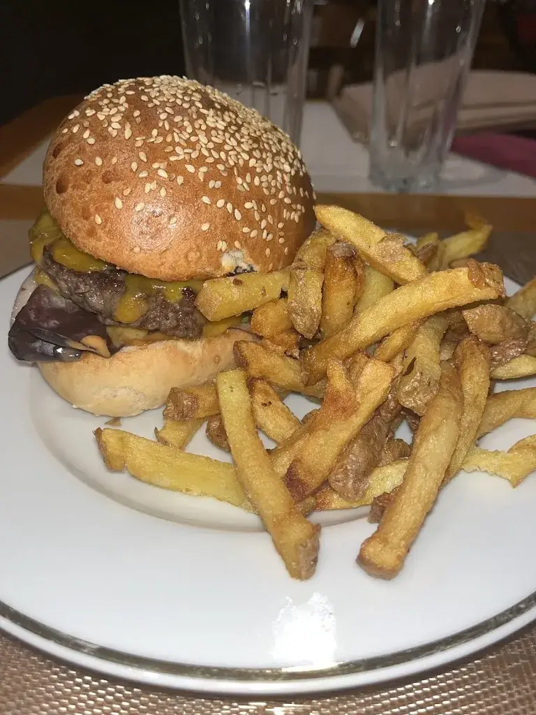 Saïna.B_Chez Gaston_Romilly-sur-Seine_review