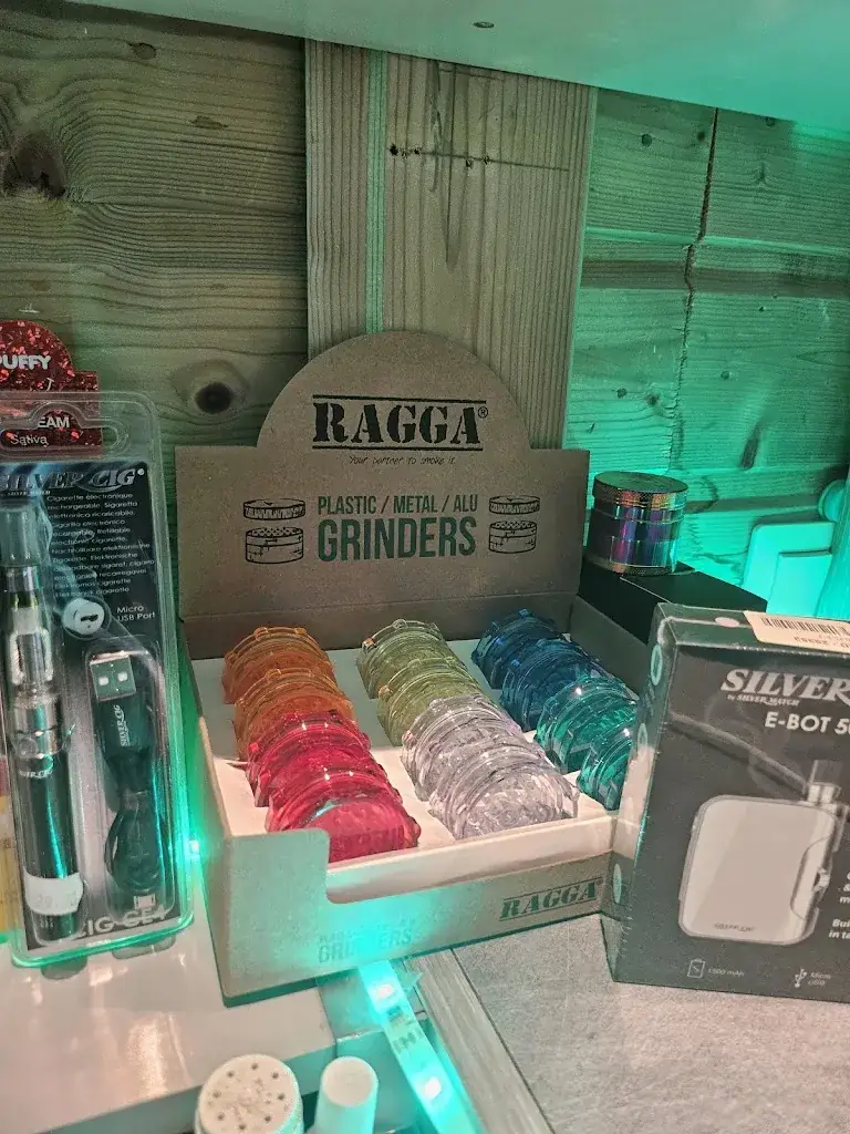 Café de la place_Saint-Menges_slider_image_3