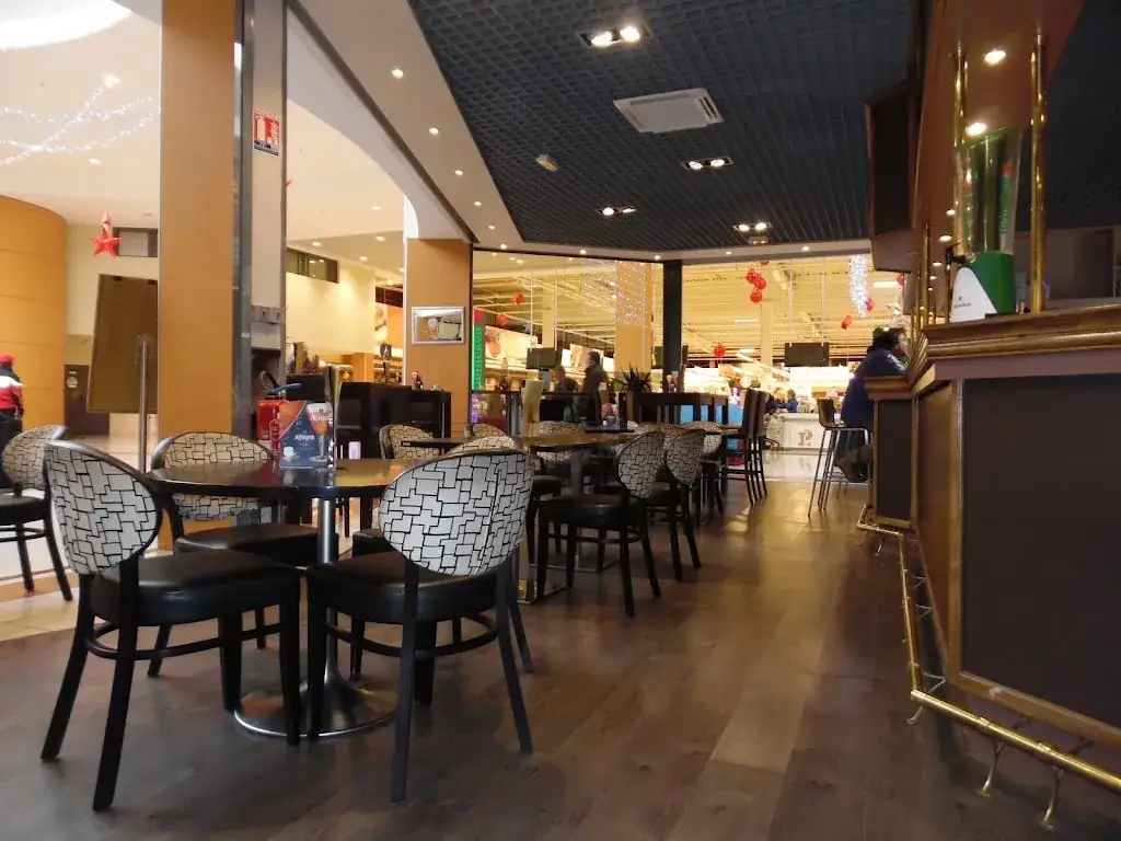 Mm Café_Romilly-sur-Seine_slider_image_3