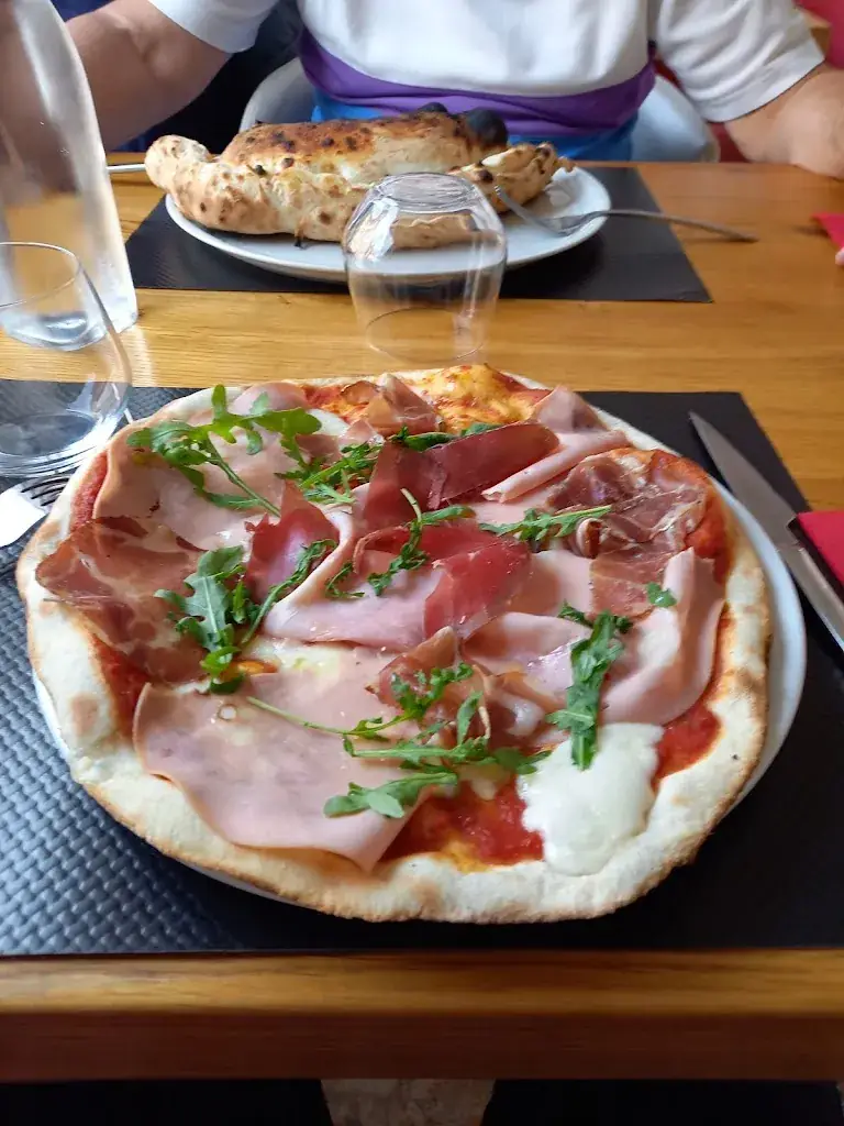 Piazza San Marco_Romilly-sur-Seine_slider_image_2