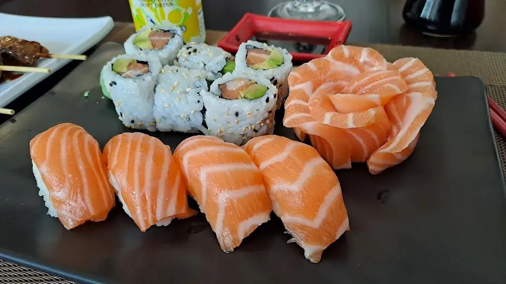 Sushi Nakama_Romilly-sur-Seine_slider_image_3