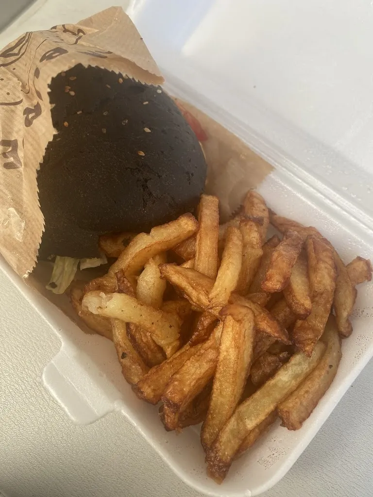 Antoine Sithi_O’KINGS Fast Food Romilly sur Seine_Romilly-sur-Seine_review