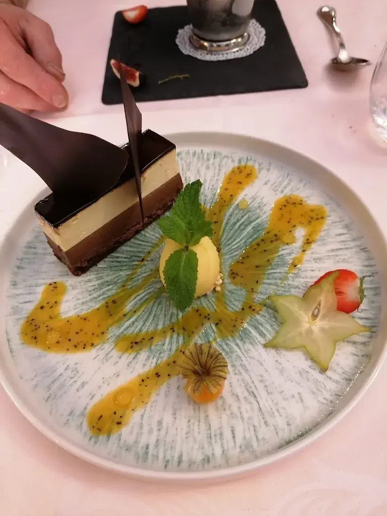 Menu_Restaurant @ Logis Hôtel le Bellevue_Saint-Hippolyte_immagine_3