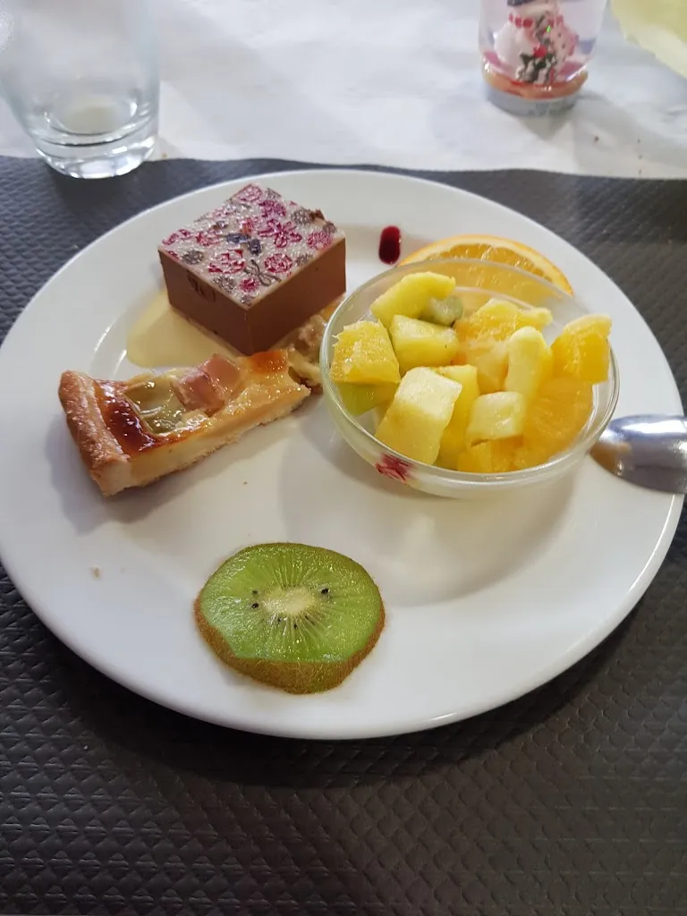 Rachel Wechter_Restaurant / Self Le BELMONT_Saint-Michel-sur-Meurthe_review