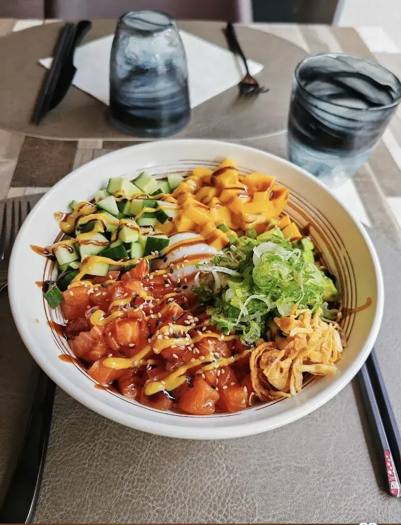 Koi restaurant_Saint-Léonard_slider_image_3