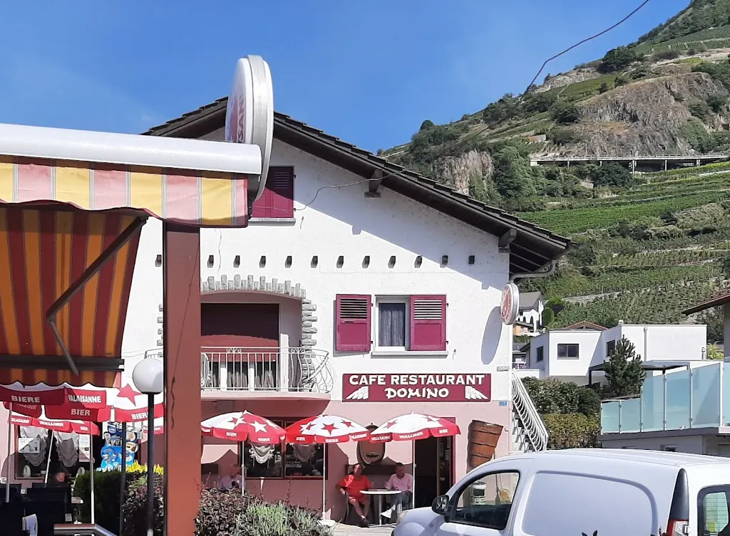 Domino_Saint-Léonard_slider_image_2