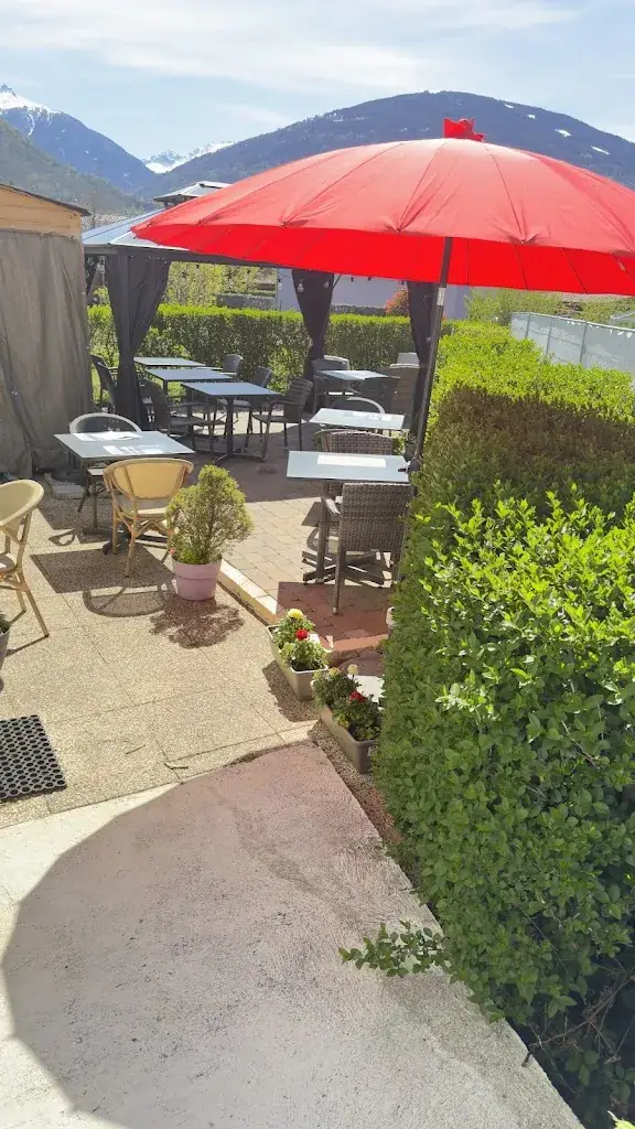 Café-Restaurant La Marenda Chez Lorena restaurante en uvrier