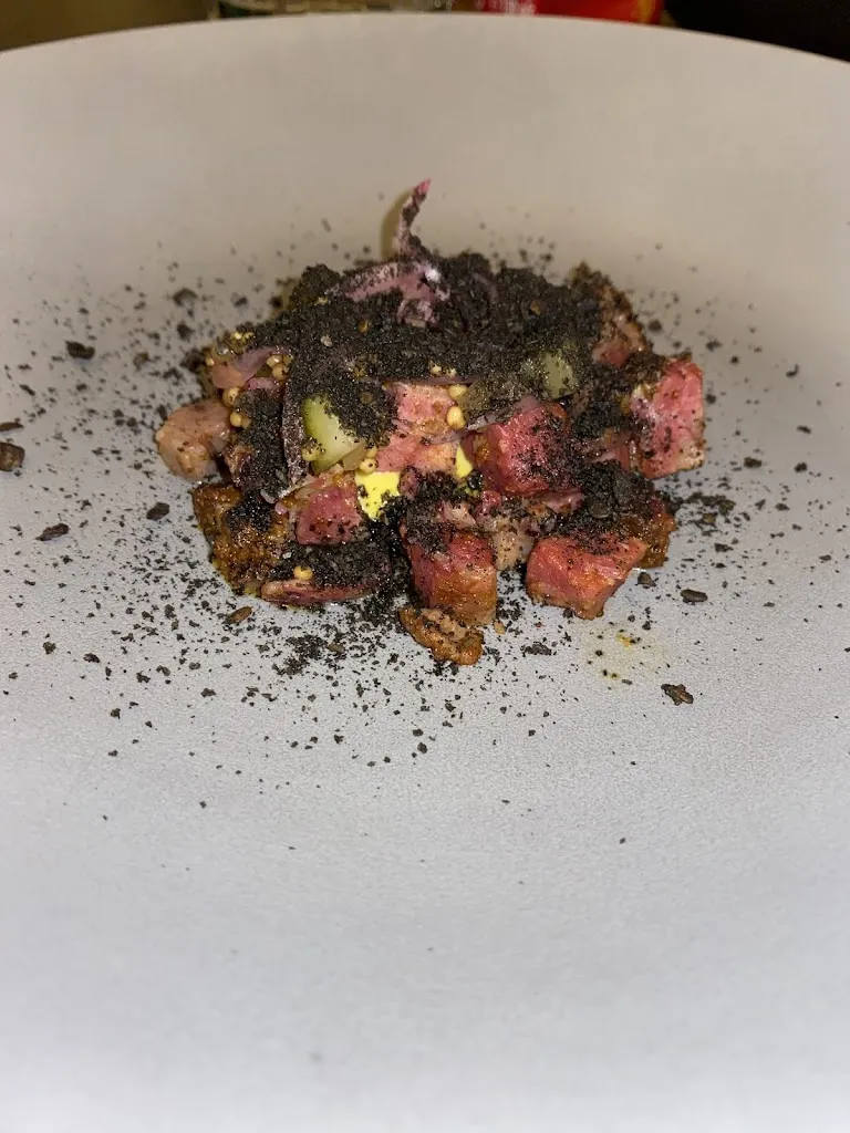 Daniela Milo_La Tour Restaurant_Saint-Privat-la-Montagne_review