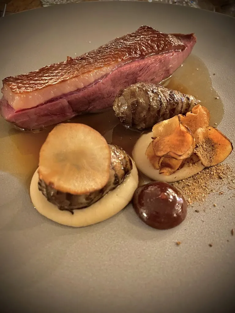 Nicola Ibba_La Tour Restaurant_Saint-Privat-la-Montagne_review