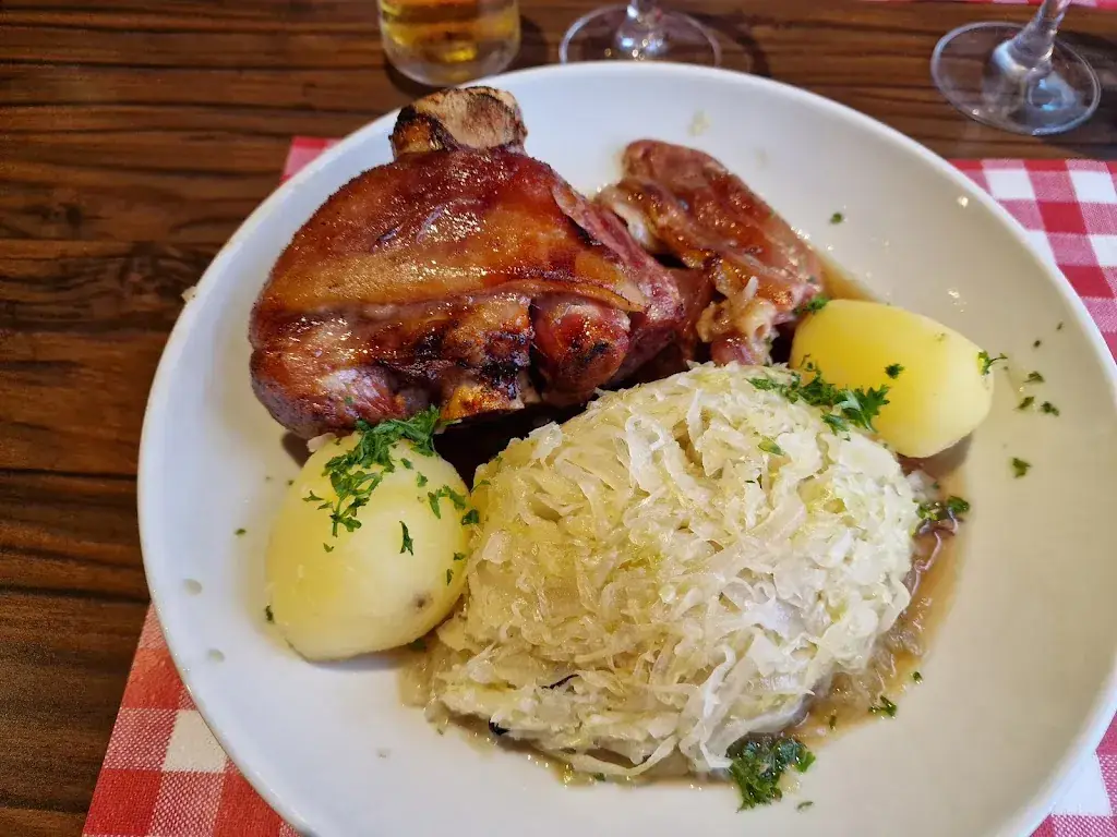 Otilia-Elena Platon_Winstub La Flammerie_Ribeauvillé_reseña