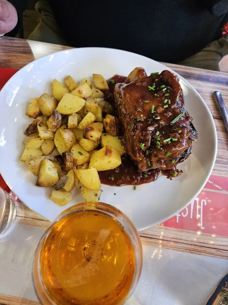 Martha Medina_D'baecka Ofa Stub_Ribeauvillé_review