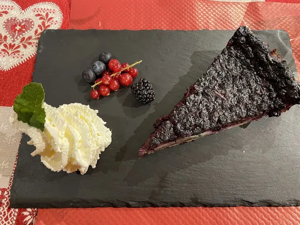 Manuel Hernandez_Au passage de la tour_Ribeauvillé_review