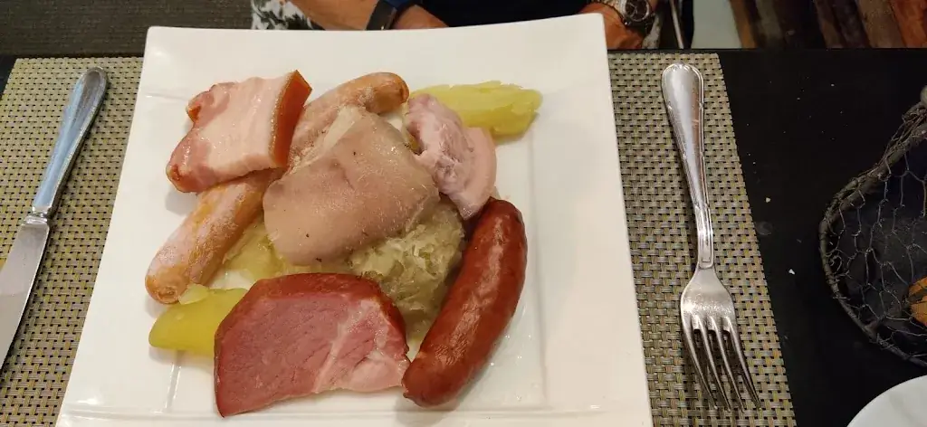 Menu_Hotel Restaurant Au Cheval Blanc_Ribeauvillé_immagine_6