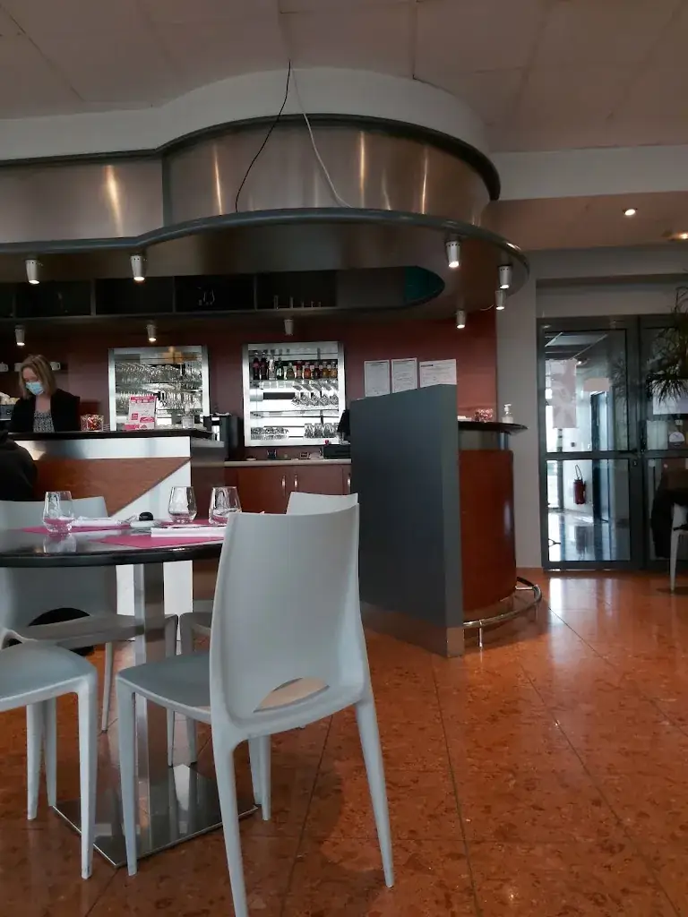 Restaurant Le Coucou_Barberey-Saint-Sulpice_slider_image_1