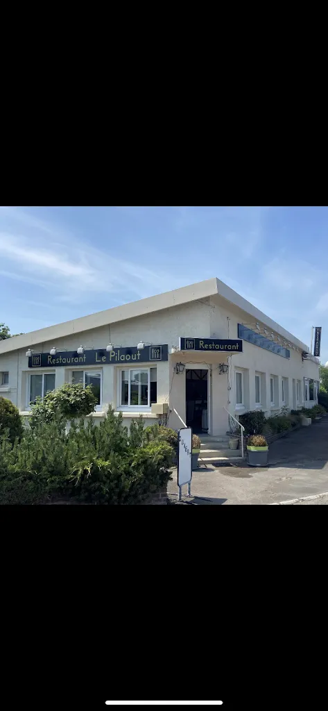 Restaurant Traiteur Le Pilaout_Saint-Lyé_slider_image_3