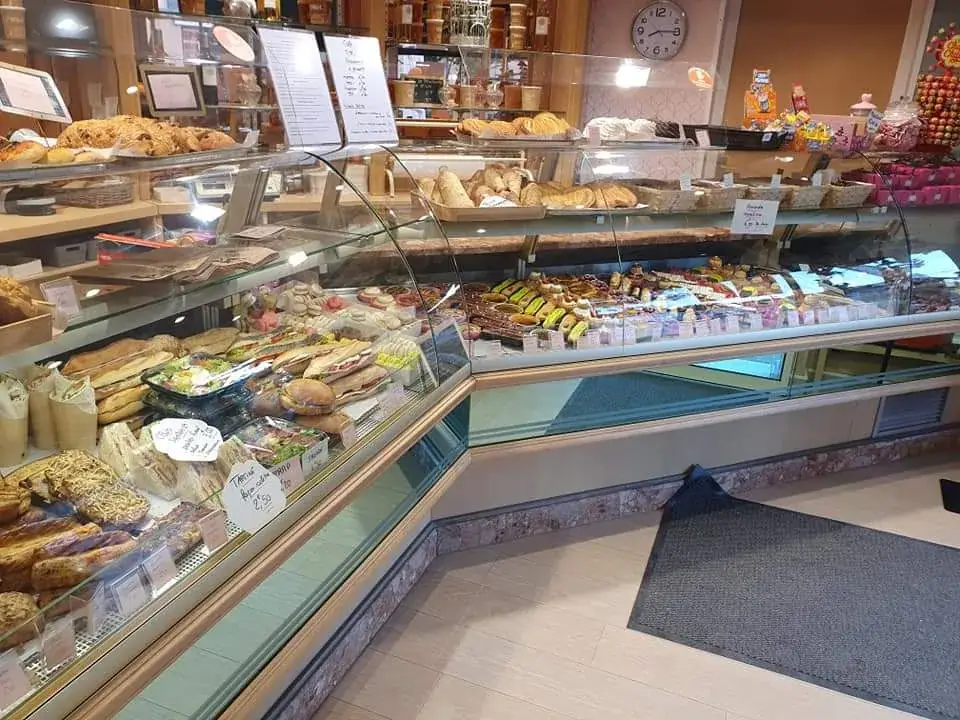 Karine D._La P'tite Patisserie_Saint-Lyé_review