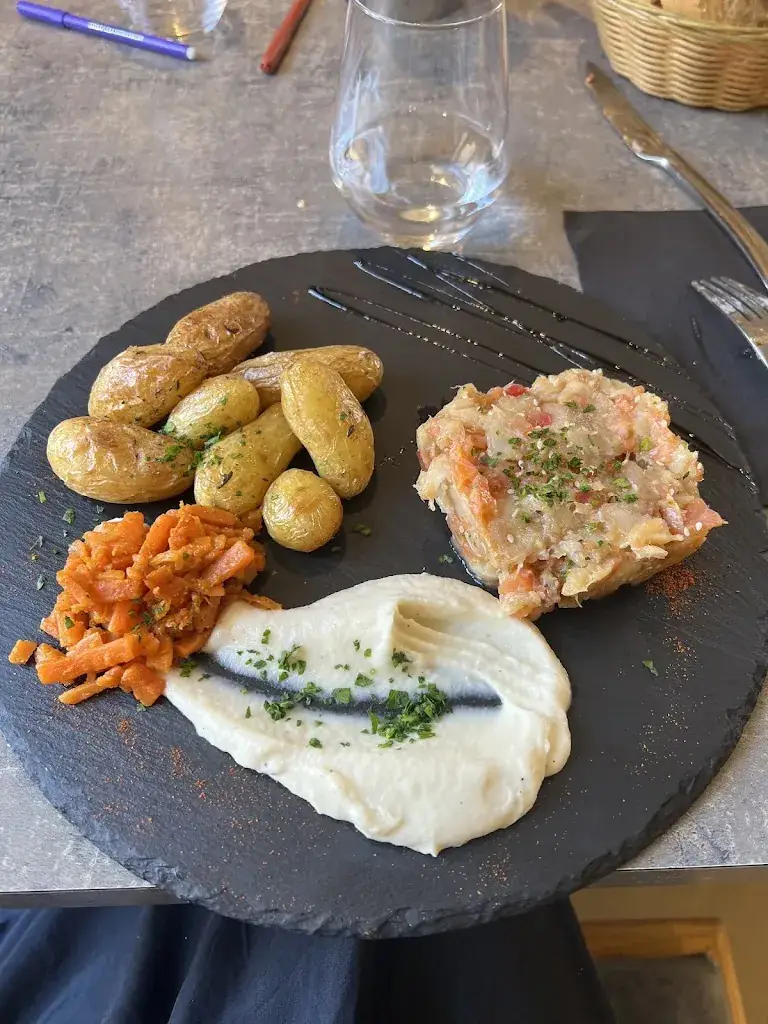 Mik N._La Table d'Estelle_Chimilin_review