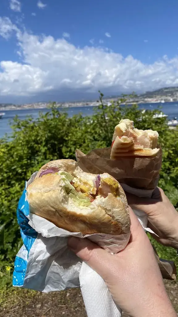 Menu_Le Lerõnos_Cannes_immagine_8