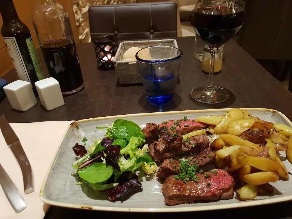 Martin Johnson_IL RISTORANTE, le restaurant Italien de Troyes - Saint Parres aux Tertres_Saint-Parres-aux-Tertres_review