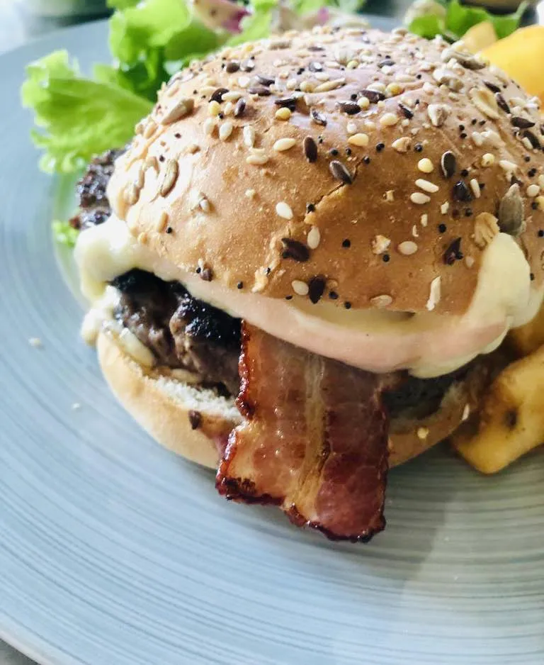 Le Saint-Max_Saint-Max_slider_image_2