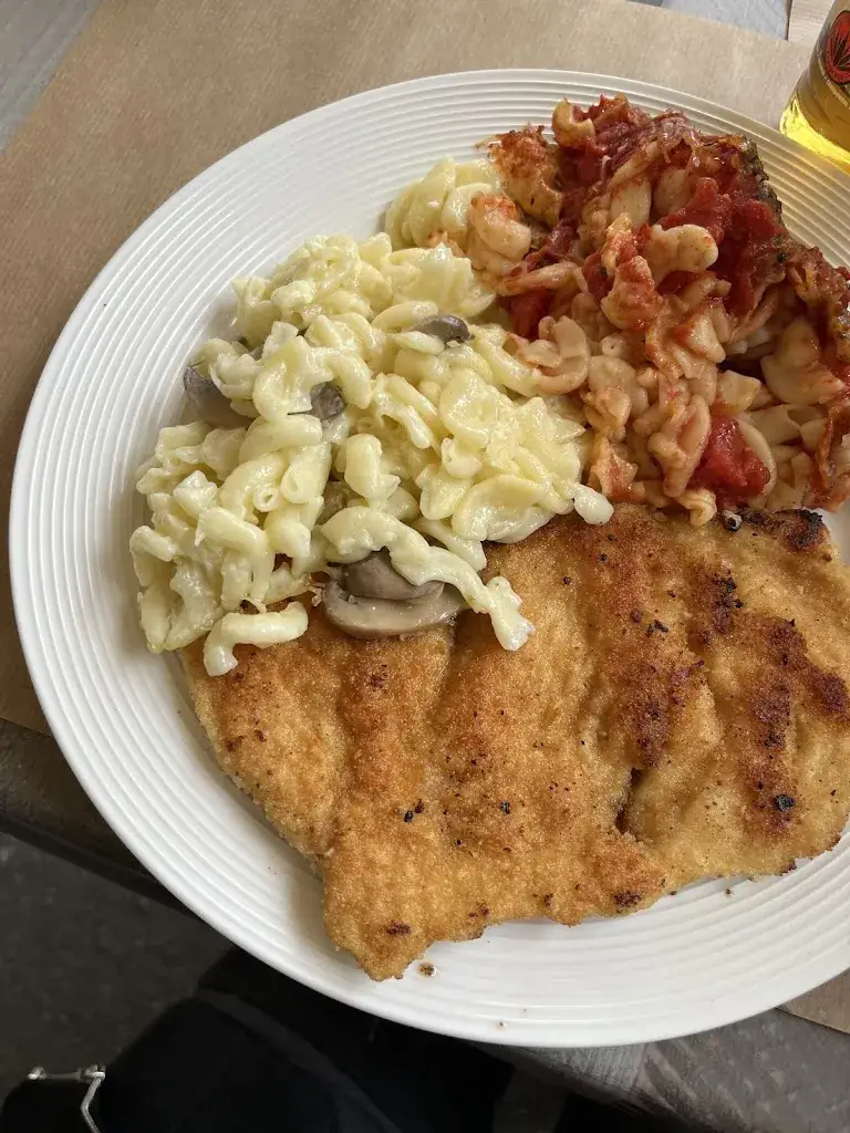 Brigitte Royer_Le Bistrot De La Place_Saint-Max_review