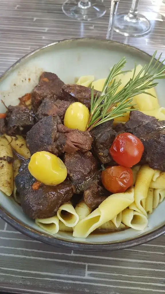 Menu_Côté jardin_Saint-Maximin-la-Sainte-Baume_image_5