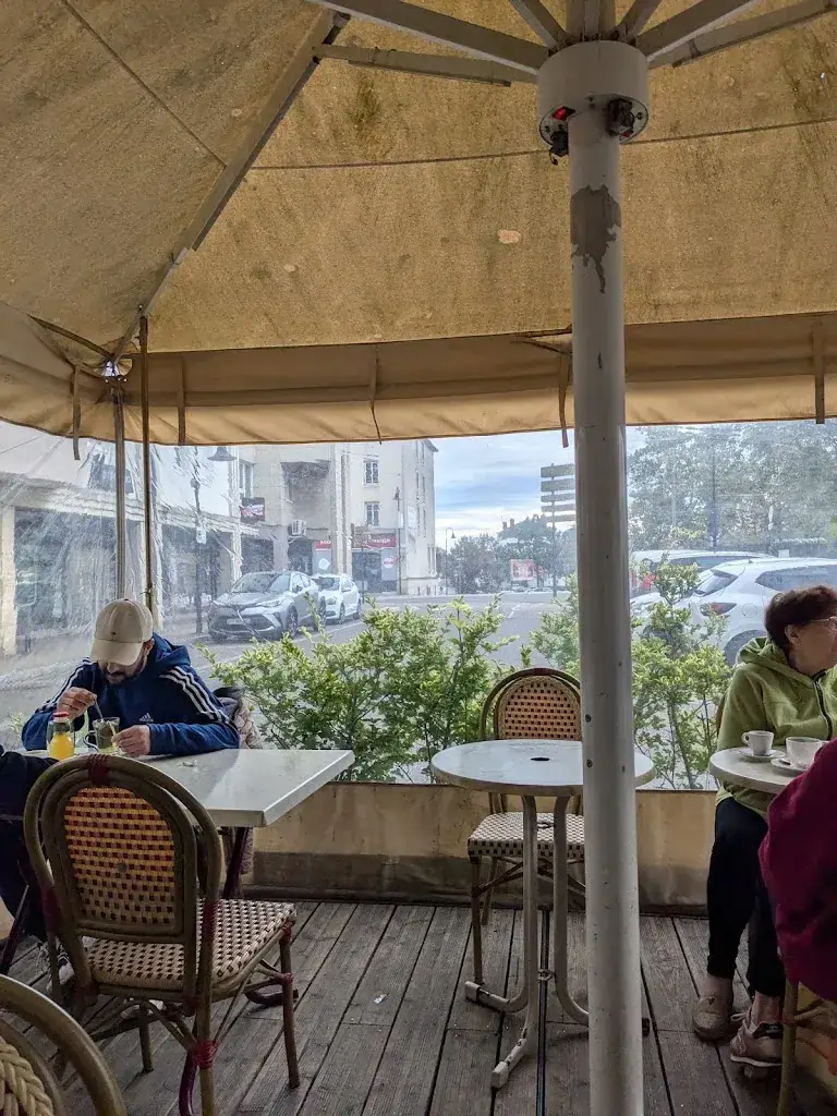 Christiane Contet_Aux Portes de Saint Max_Saint-Max_review