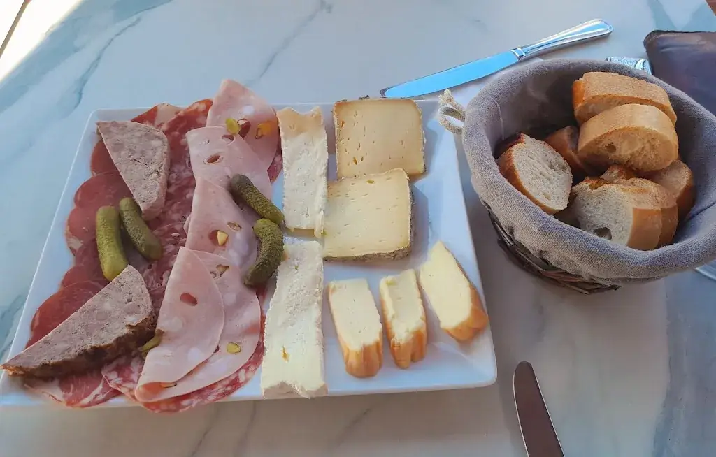 Eddy Vdv_J 23_Saint-Max_review