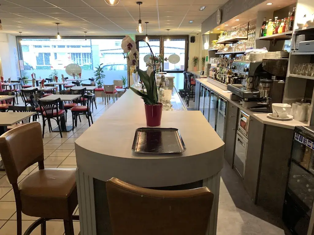 J 23 restaurant in Saint-Max