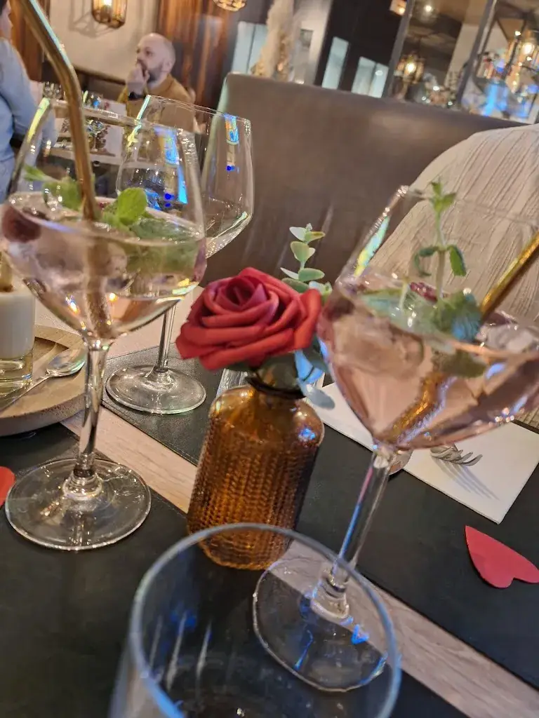 Marie Walcker_Le Vesuvio_Sarreguemines_review