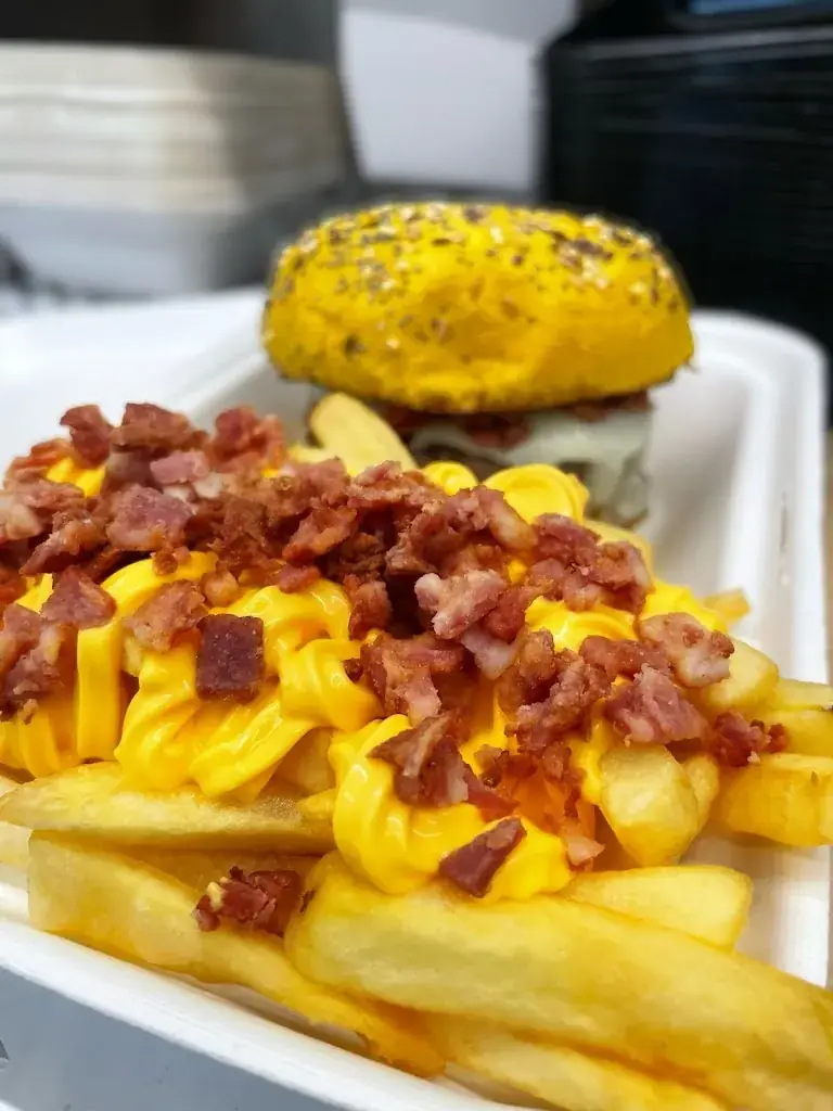 Beer To Burger_Saulnes_slider_image_3