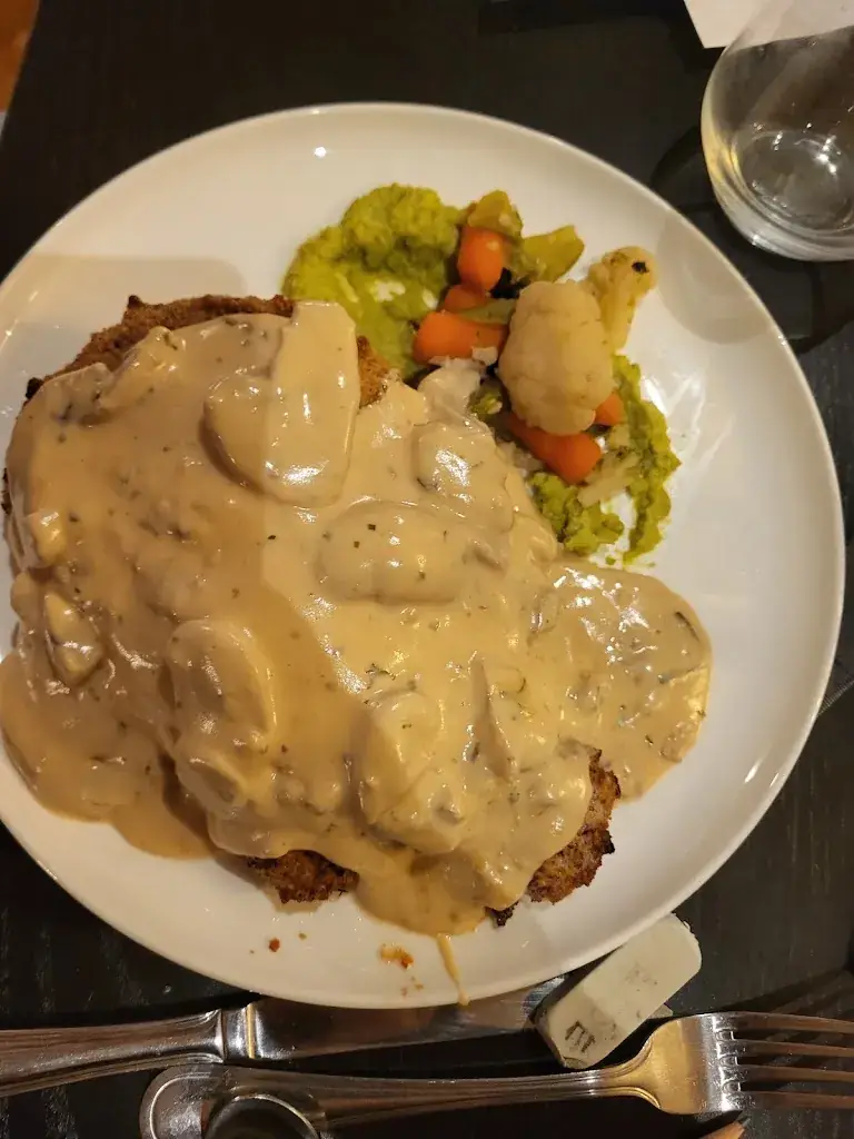 laure_Le Stammtisch_Schirrhein_review