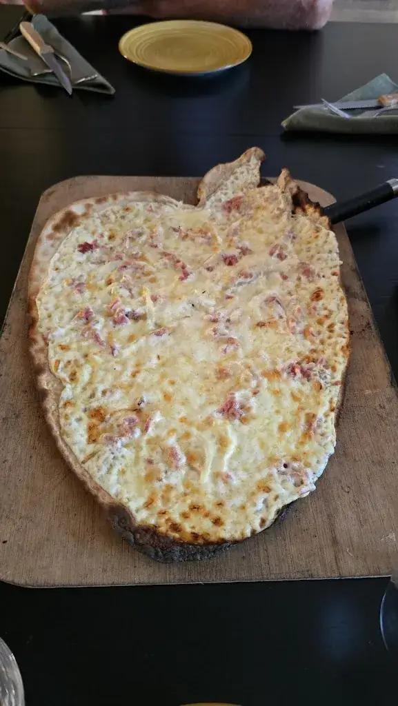 Jonathan Dolt_Le Stammtisch_Schirrhein_review