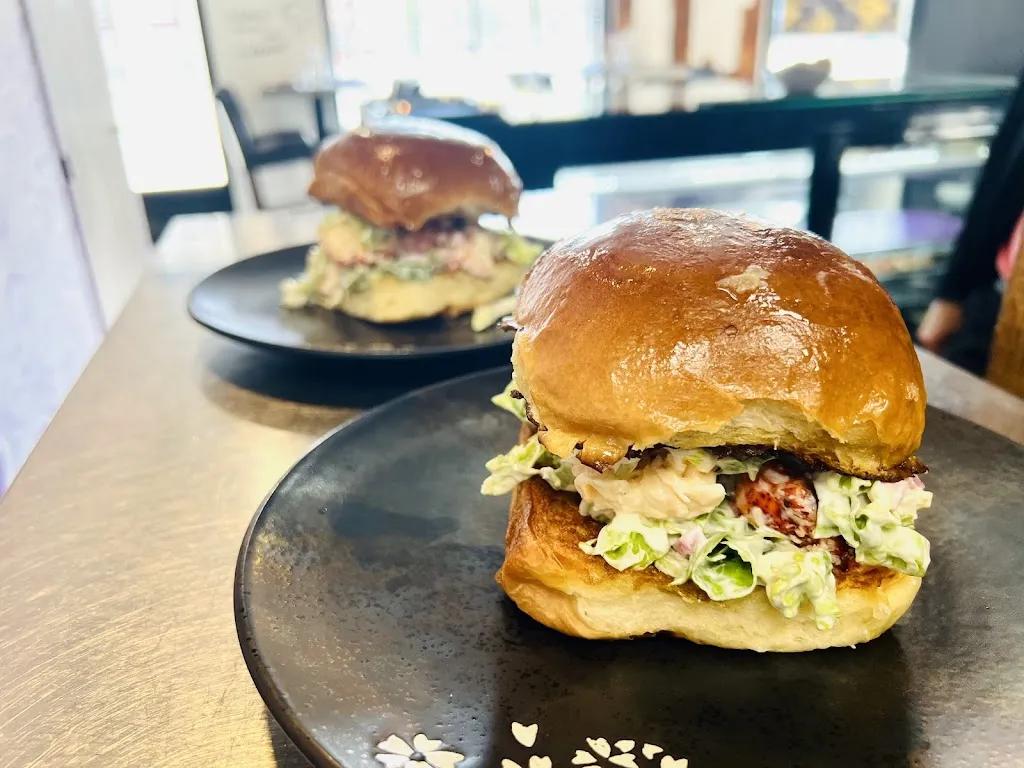 Fémèzon_Chessy_slider_image_3